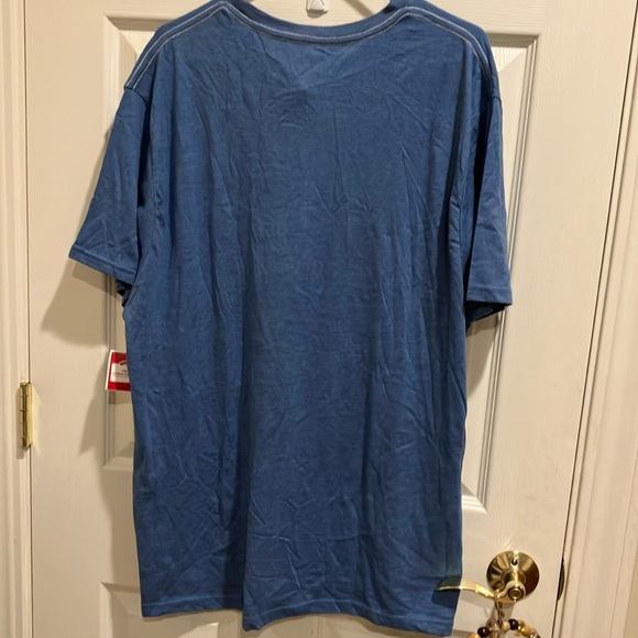 Blue Yeti to Party Graphic T-Shirt - Picture 3 of 5